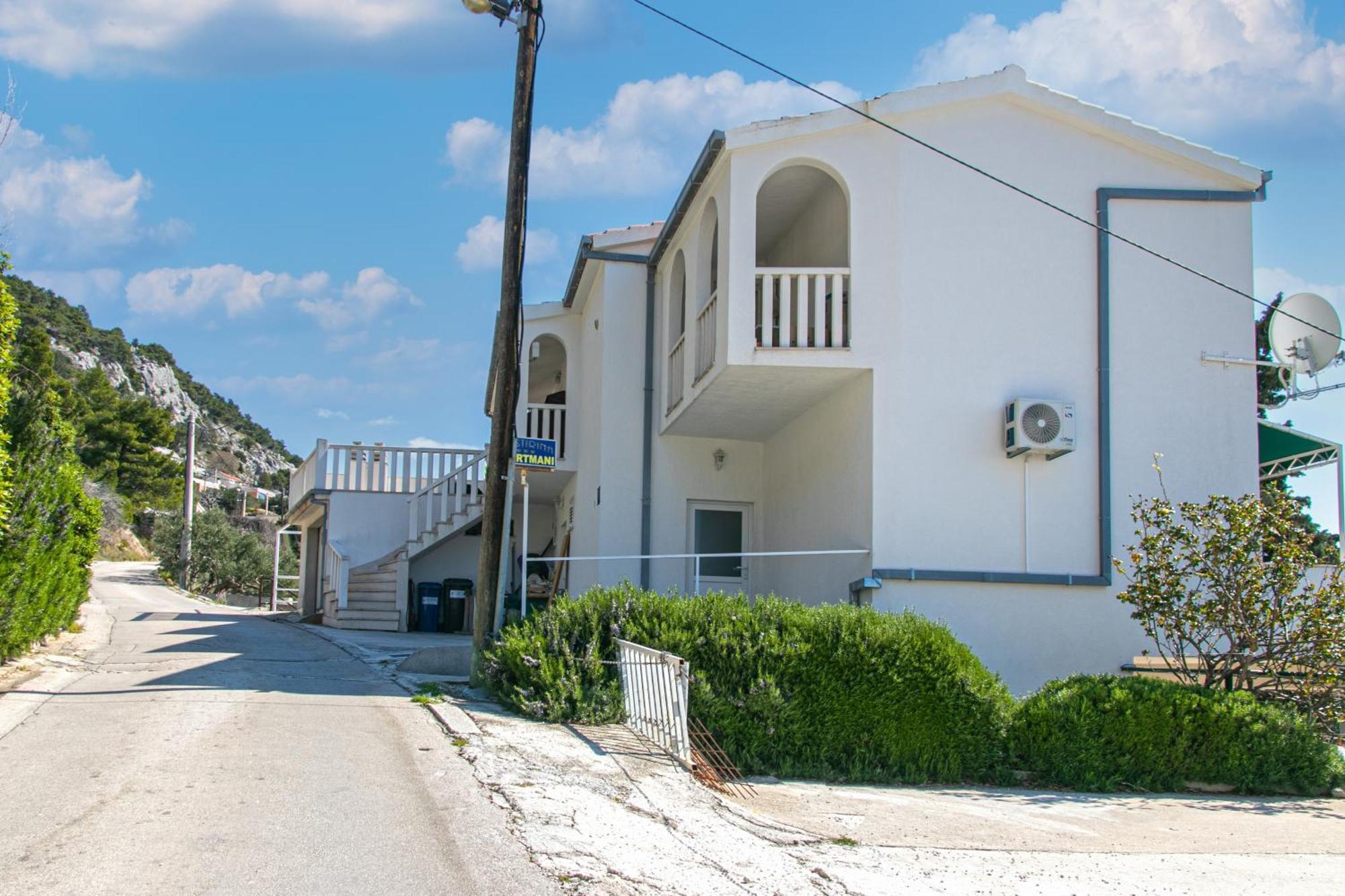 Apartments With A Parking Space Pisak, Omis - 5975 Luaran gambar